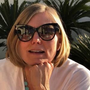 Meet your Posher, Jeanne